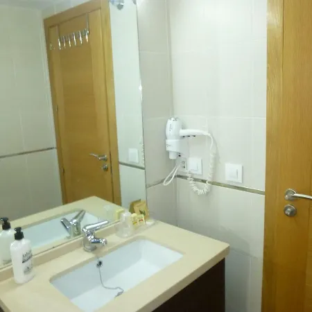 Apartment Aparment In Historical & Commercial Center 5minutes Walking To The Alcazar