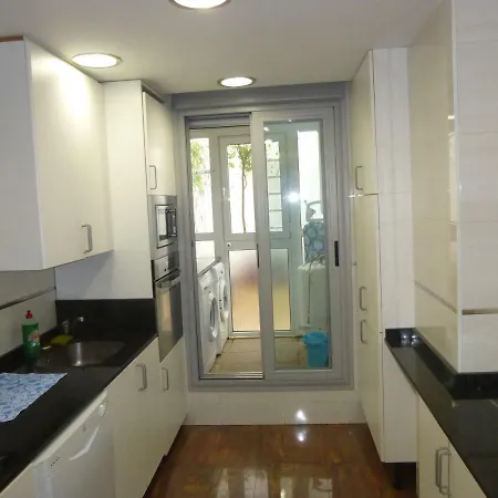 Apartment Aparment In Historical & Commercial Center 5minutes Walking To The Alcazar *